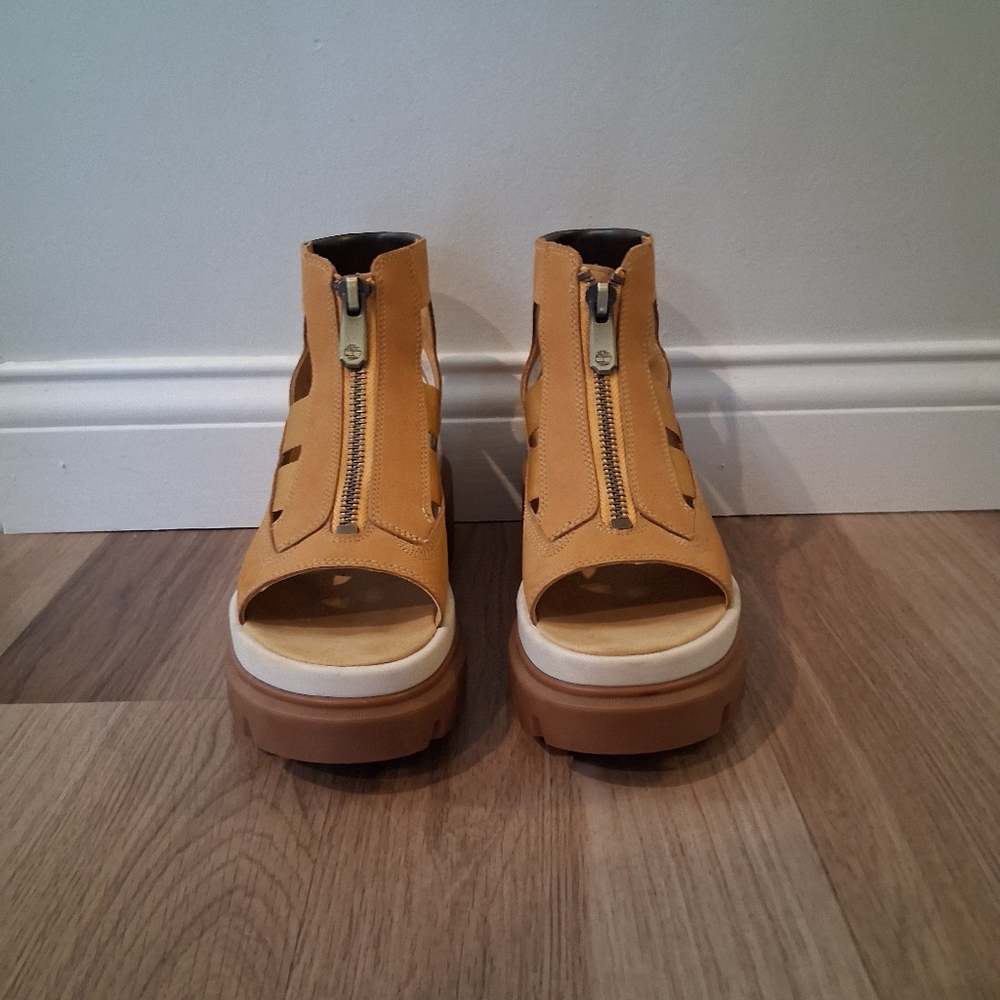 Timberland Women's Tan Open-Toe Sandals - Picture 2 of 5